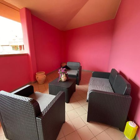 Nonna Pippi Apartment โอริสตาโน ภายนอก รูปภาพ